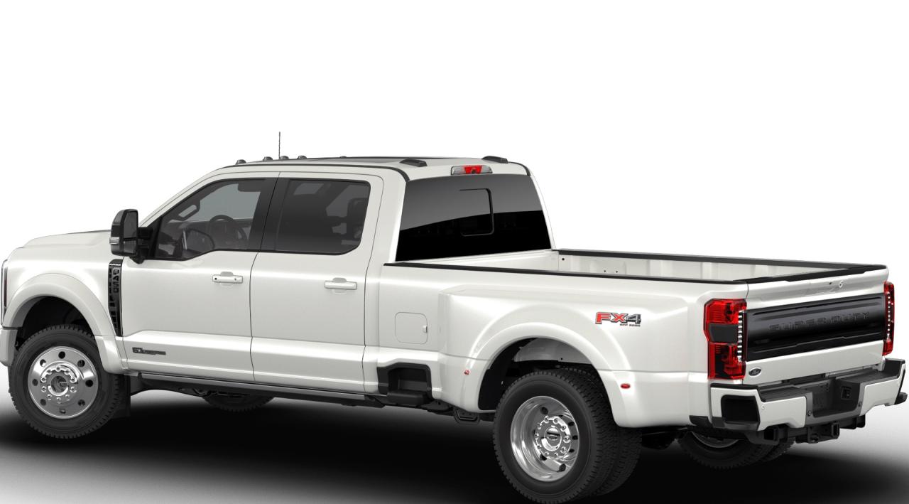 2026 Ford F-450 Super Duty DRW Platinum Photo1