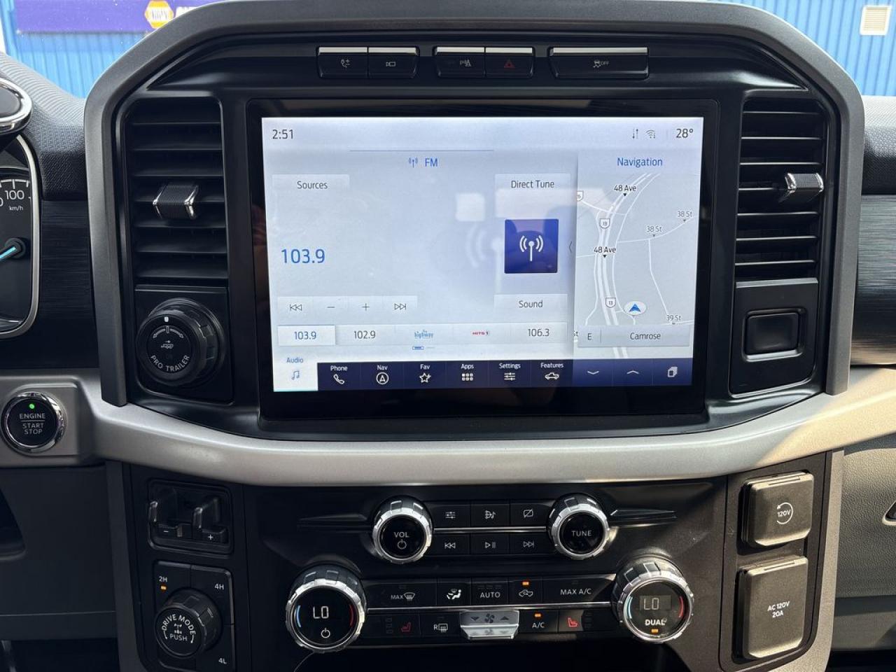 2021 Ford F-150 XLT Photo5