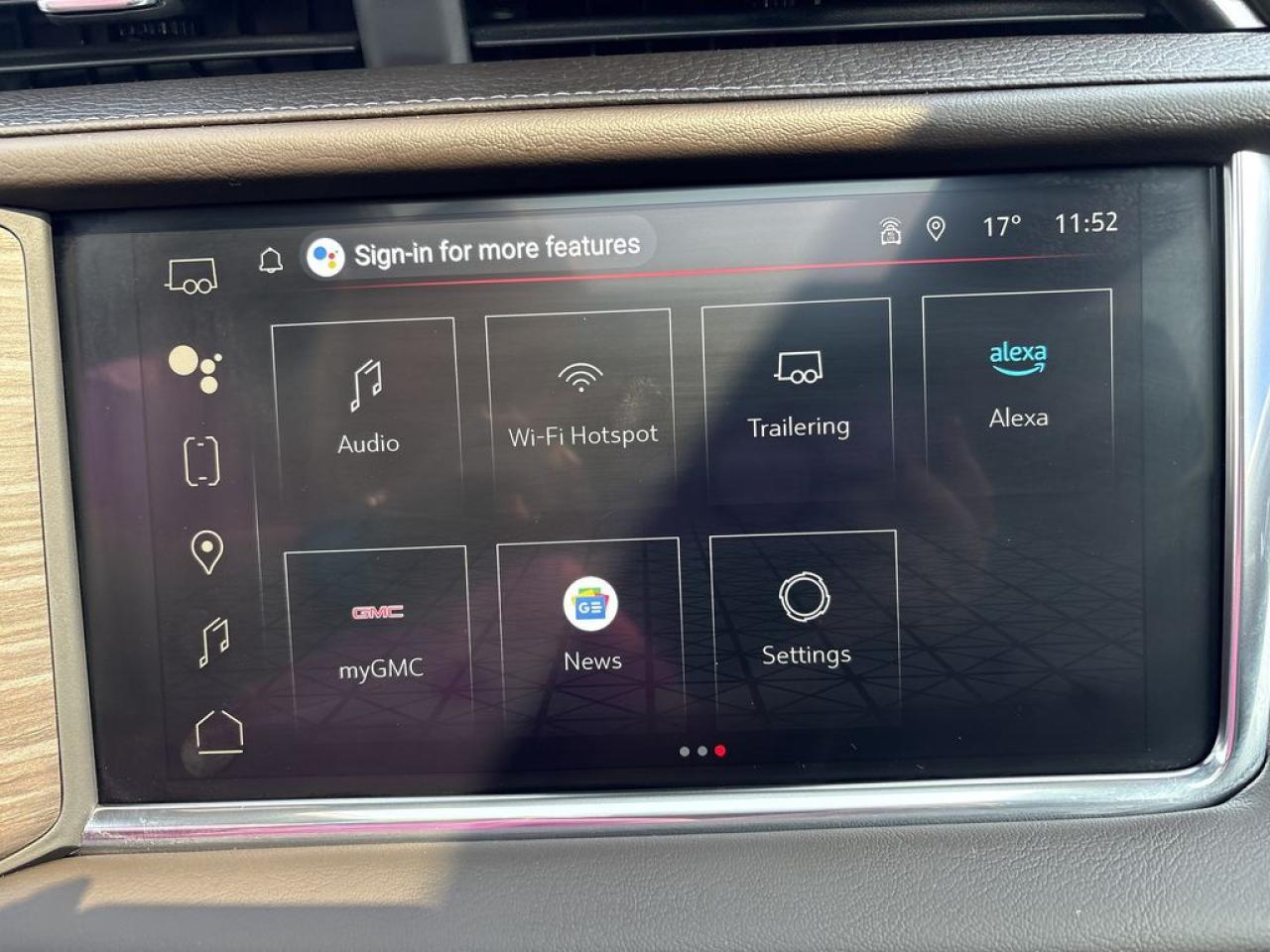 2023 GMC Yukon Denali Photo5