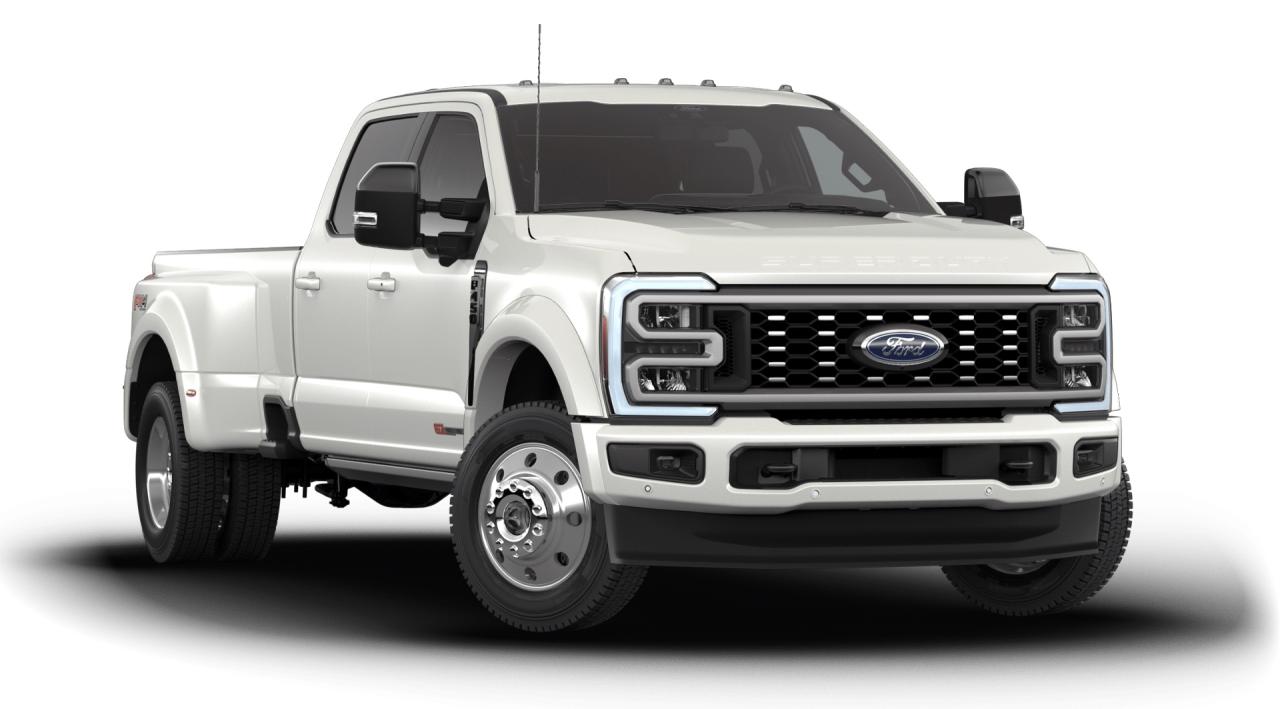 2026 Ford F-450 Super Duty DRW Platinum Photo