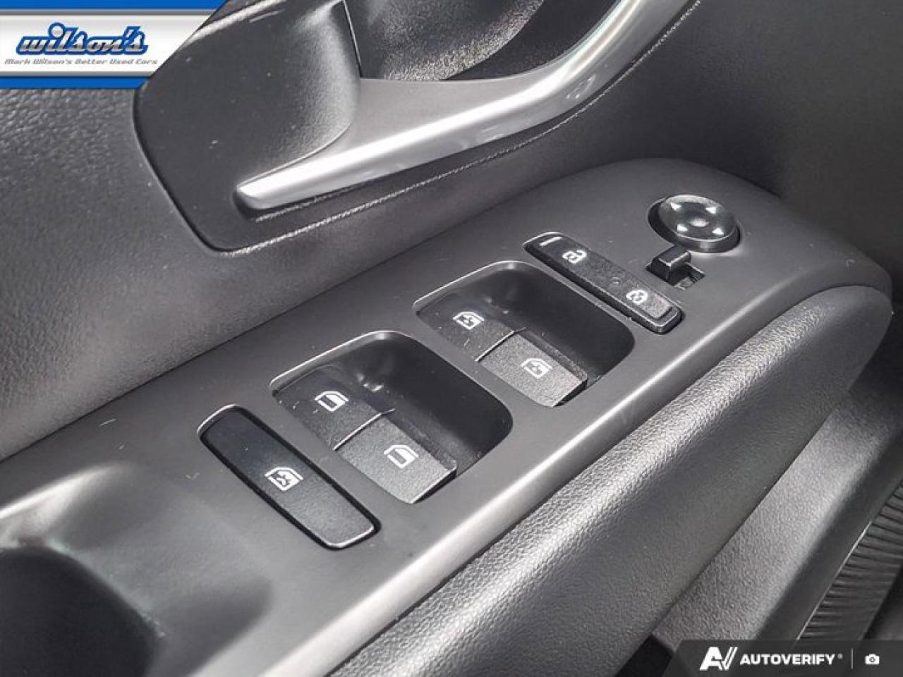 2024 Hyundai Tucson Preferred AWD | Navi | Heated Seats + Steering | Keyless Entry | Remote Start | and More ! Photo