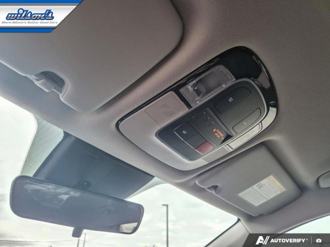 2024 Hyundai Tucson Preferred AWD | Navi | Heated Seats + Steering | Keyless Entry | Remote Start | and More ! Photo