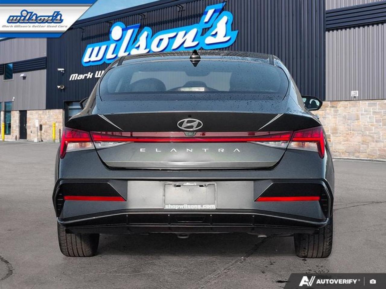 2025 Hyundai Elantra Luxury | Leather | Sunroof | Nav | Adaptive Cruise | CarPlay | Android Auto | and More ! Photo3