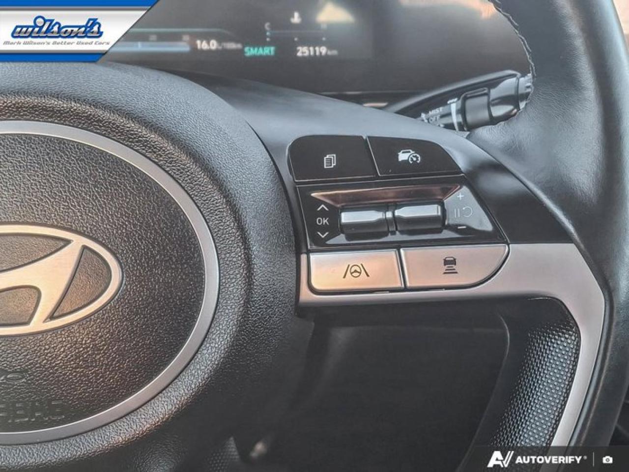 2025 Hyundai Elantra Luxury | Leather | Sunroof | Nav | Adaptive Cruise | CarPlay | Android Auto | and More ! Photo