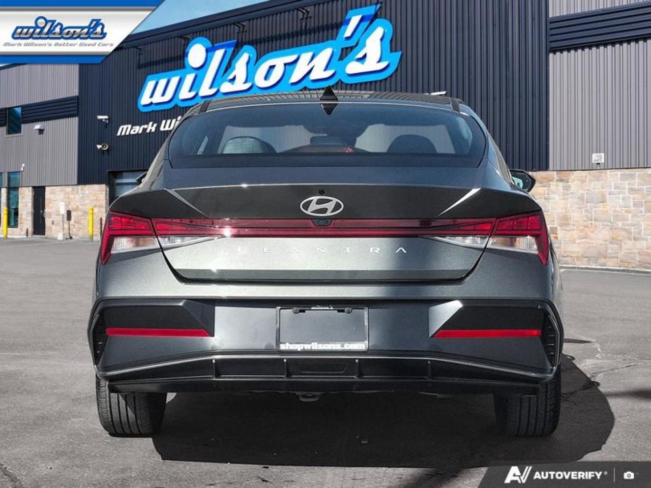 2025 Hyundai Elantra Luxury | Leather | Sunroof | Nav | Adaptive Cruise | CarPlay | Android Auto | and More ! Photo3