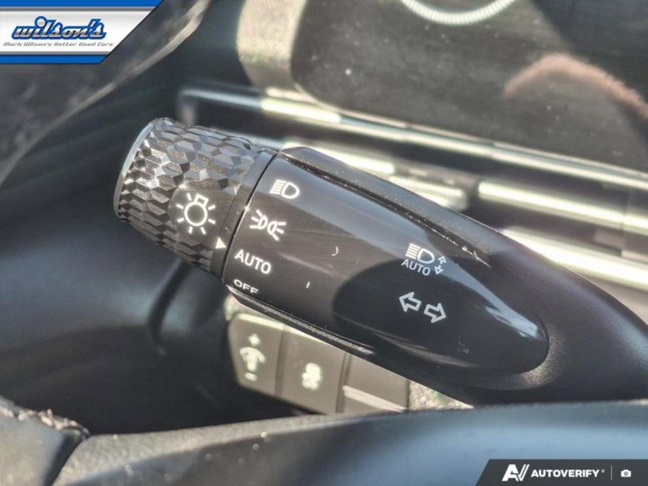 2025 Hyundai Elantra Luxury | Leather | Sunroof | Nav | Adaptive Cruise | CarPlay | Android Auto | and More ! Photo