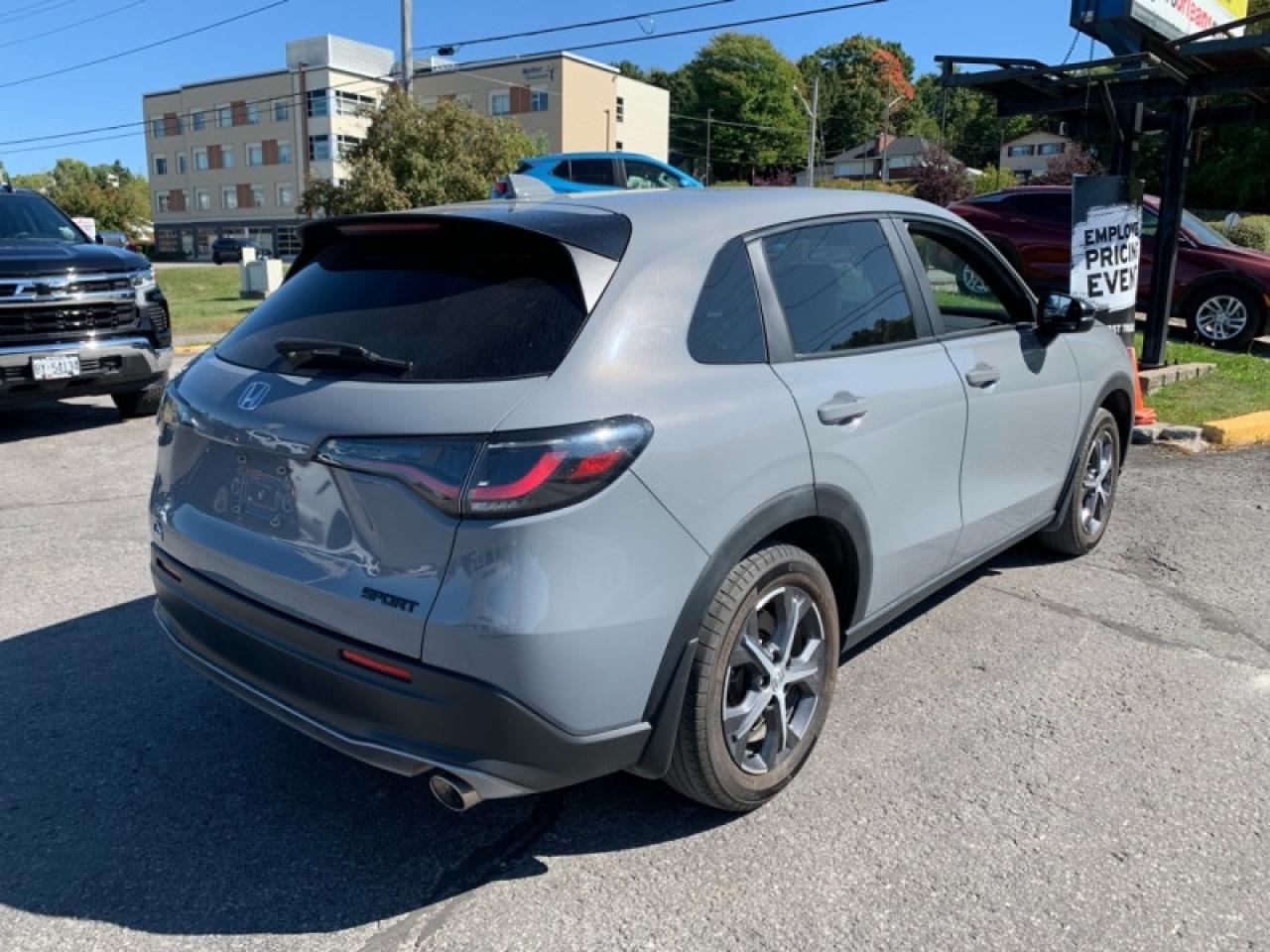 2023 Honda HR-V Sport  - Moonroof -  Heated Seats Photo4