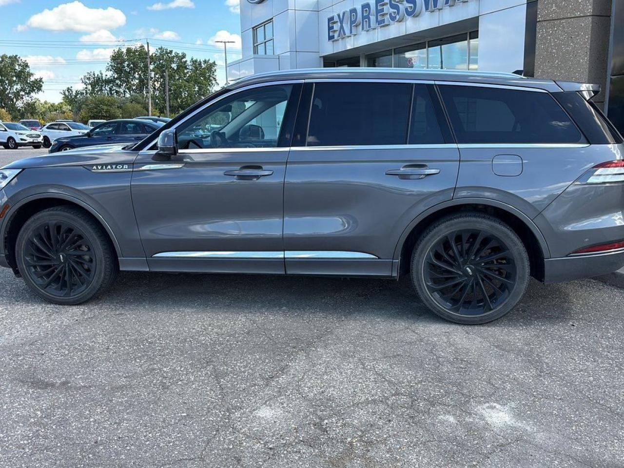 2022 Lincoln Aviator Reserve Photo5