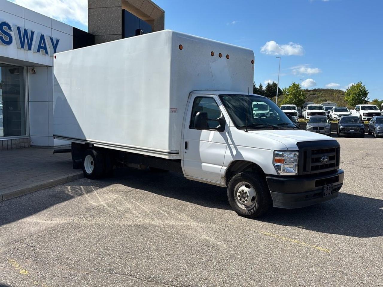 2024 Ford E-Series Cutaway 7.3L GAS ENGINE DRW, 176"WB 16' BOX! Photo