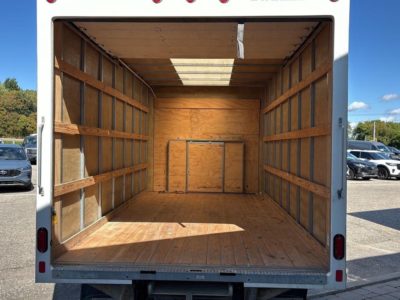 2024 Ford E-Series Cutaway 7.3L GAS ENGINE DRW, 176"WB 16' BOX! Photo