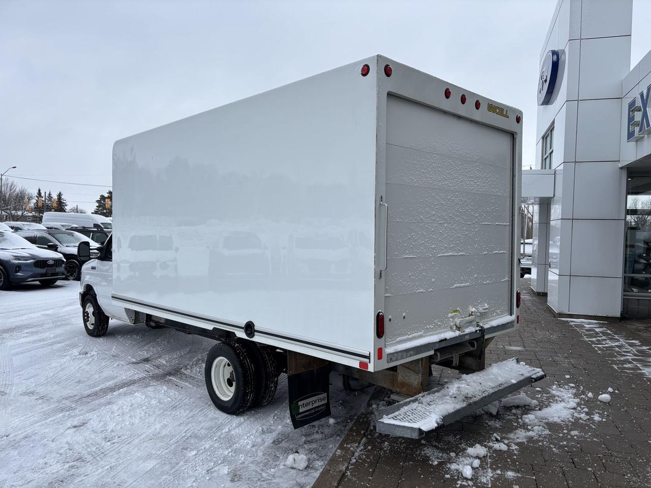 2024 Ford E-Series Cutaway 7.3L GAS ENGINE, DRW, 16' BOX, CUBE VAN! Photo