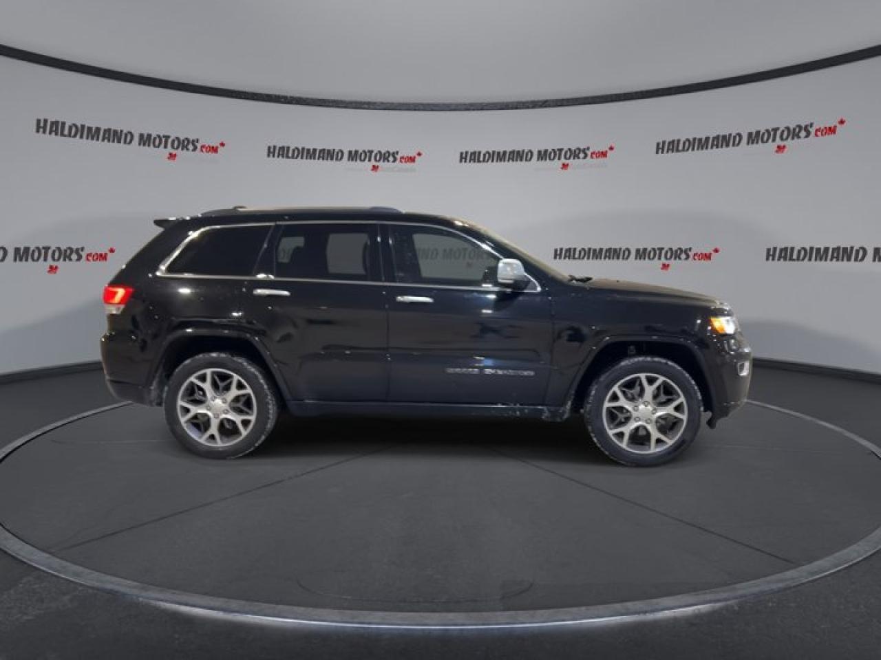 2021 Jeep Grand Cherokee Overland 4x4 | Protech Group (AZX) | Photo