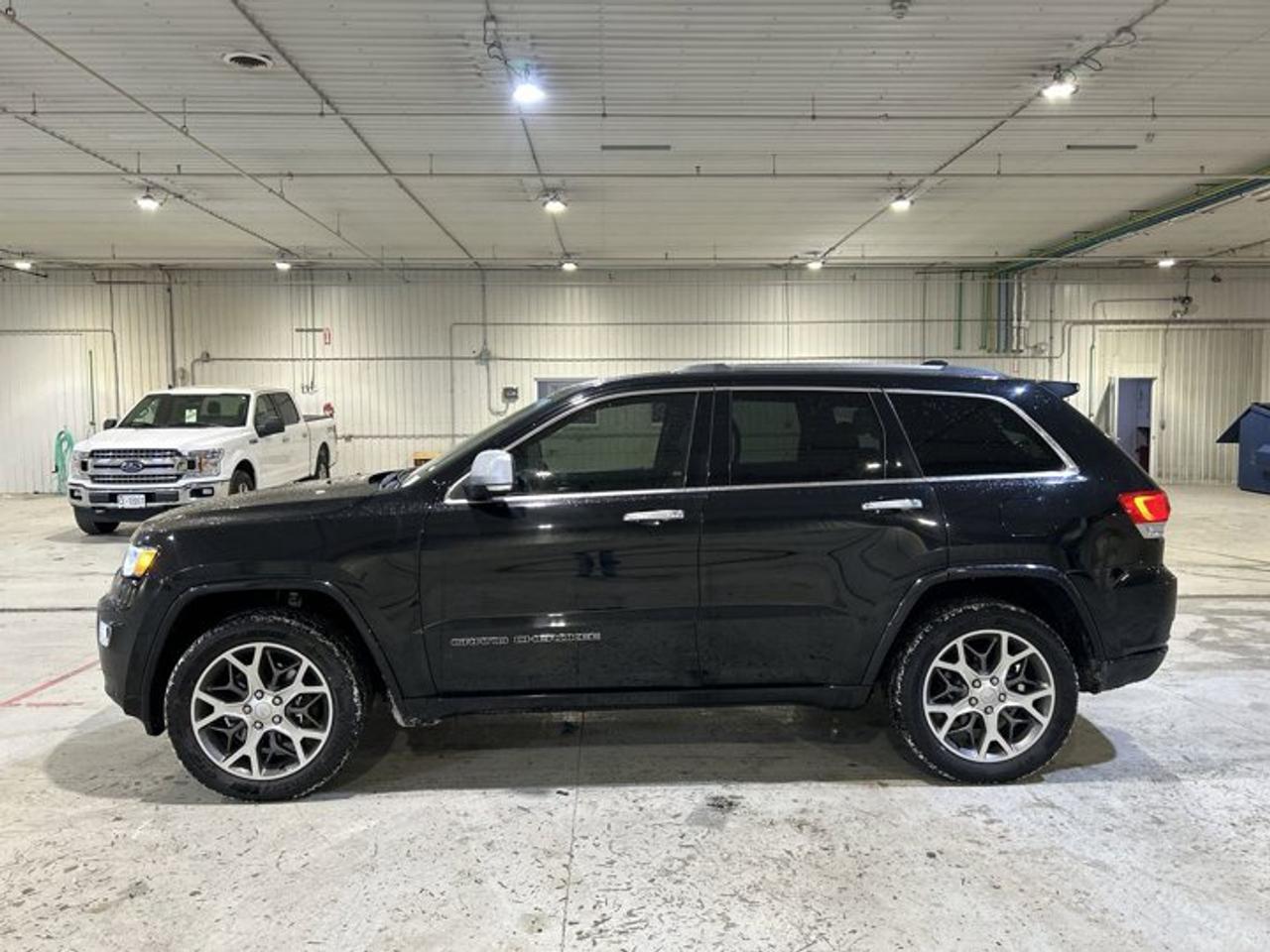 2021 Jeep Grand Cherokee Overland 4x4 | Protech Group (AZX) | Photo