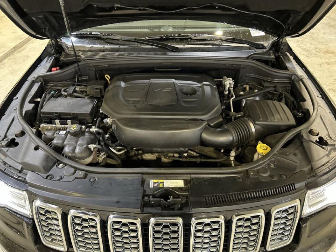 2021 Jeep Grand Cherokee Overland 4x4 | Protech Group (AZX) | Photo