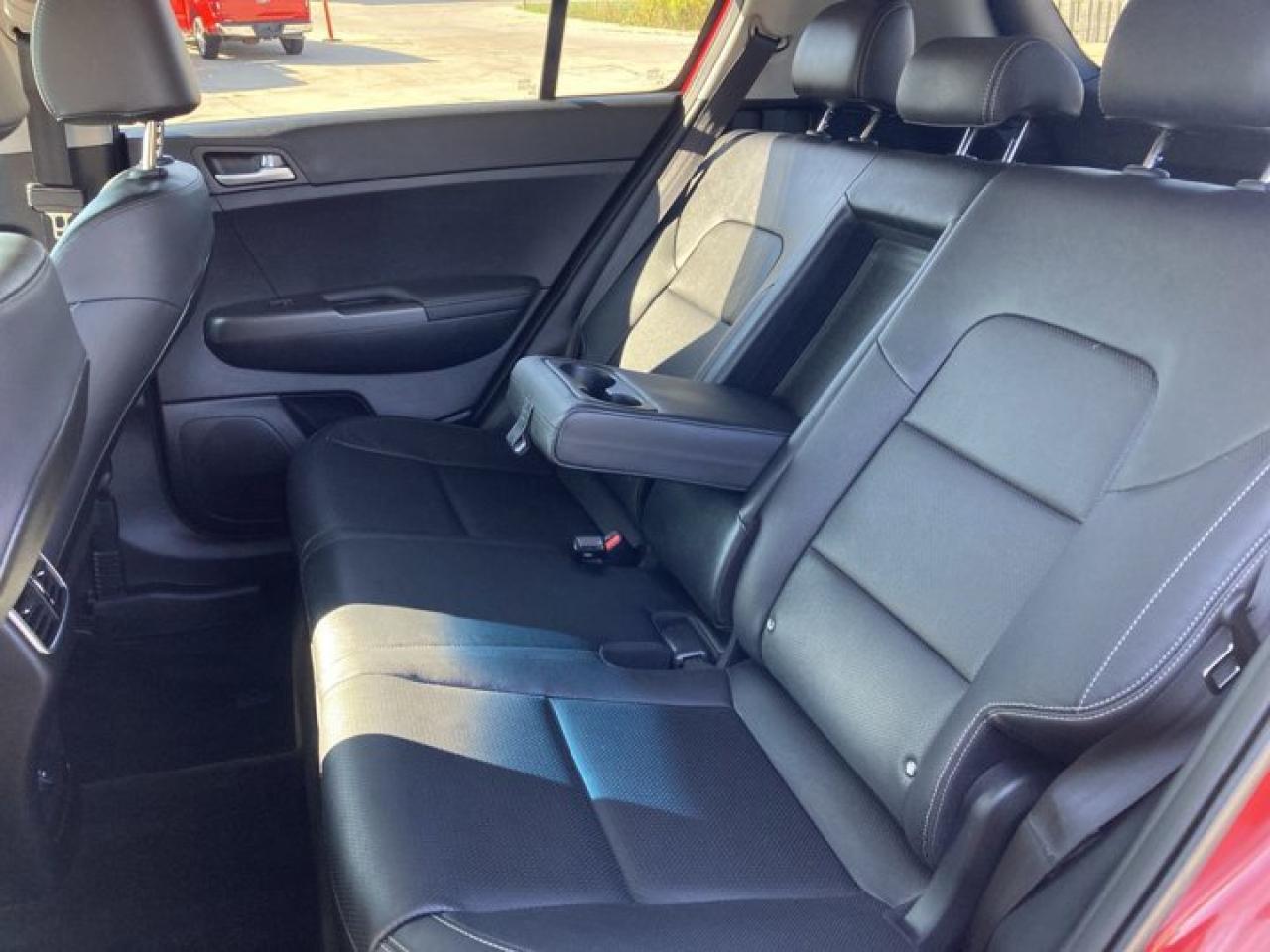 2020 Kia Sportage EX AWD Photo