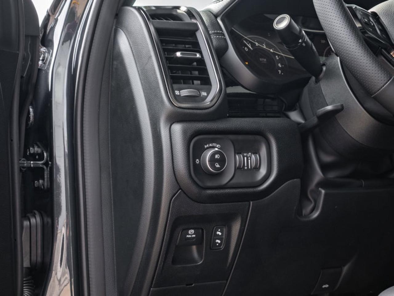 2026 RAM 1500 SPORT Photo