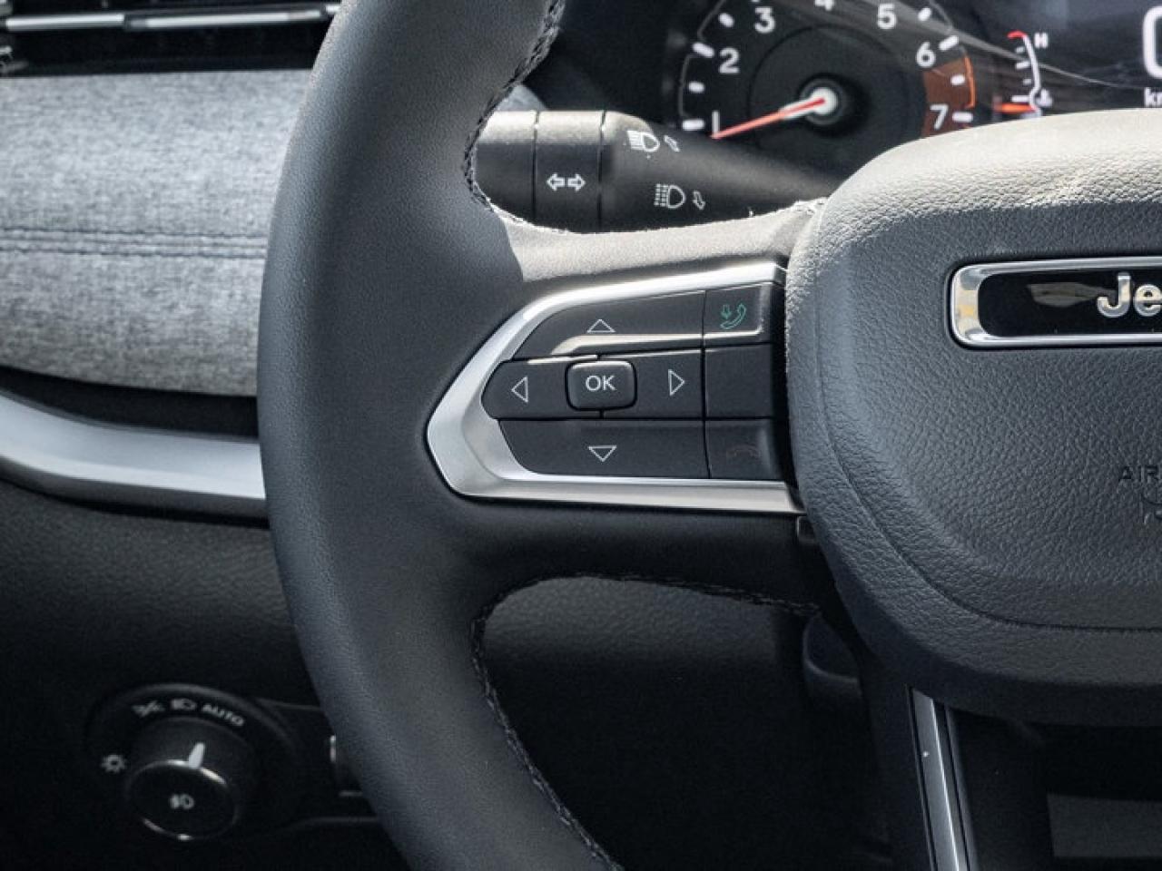 2026 Jeep Compass NORTH Photo