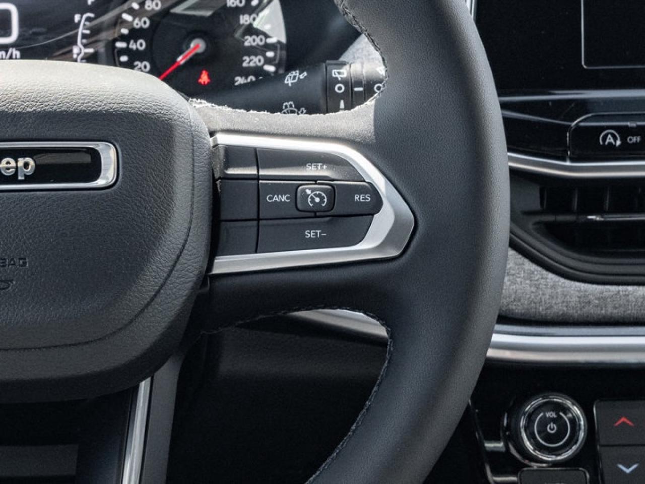 2026 Jeep Compass NORTH Photo