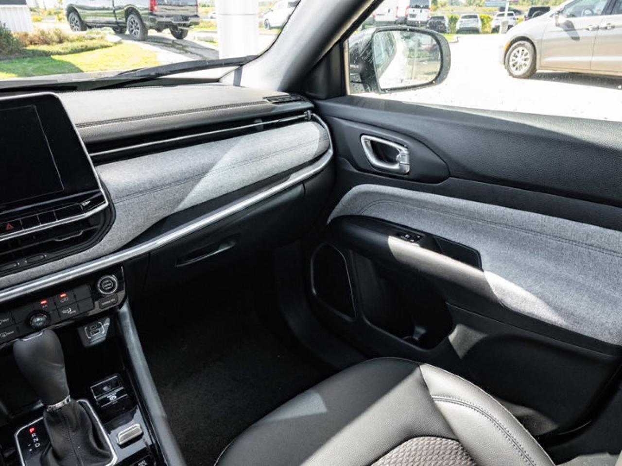 2026 Jeep Compass NORTH Photo