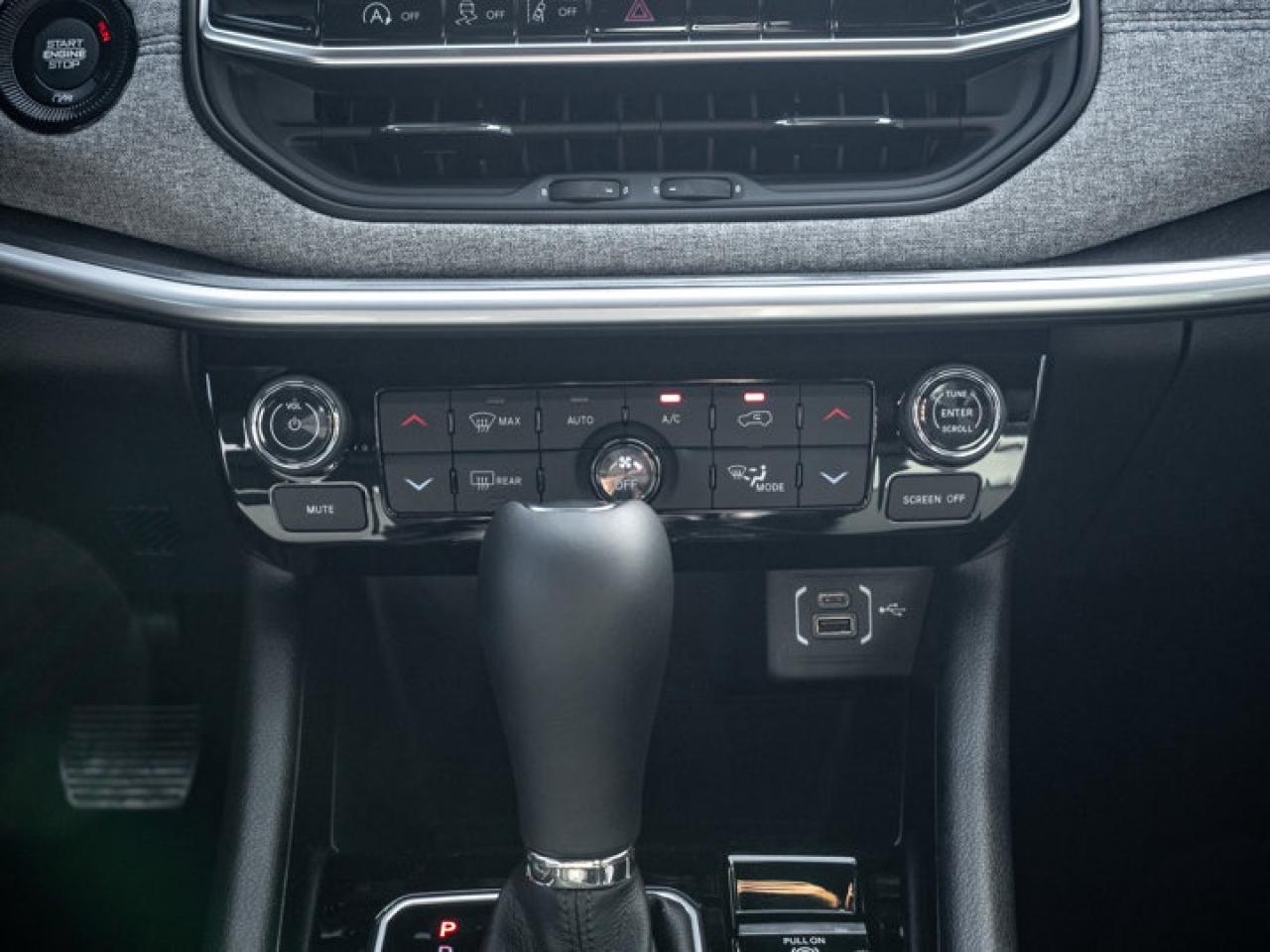 2026 Jeep Compass NORTH Photo