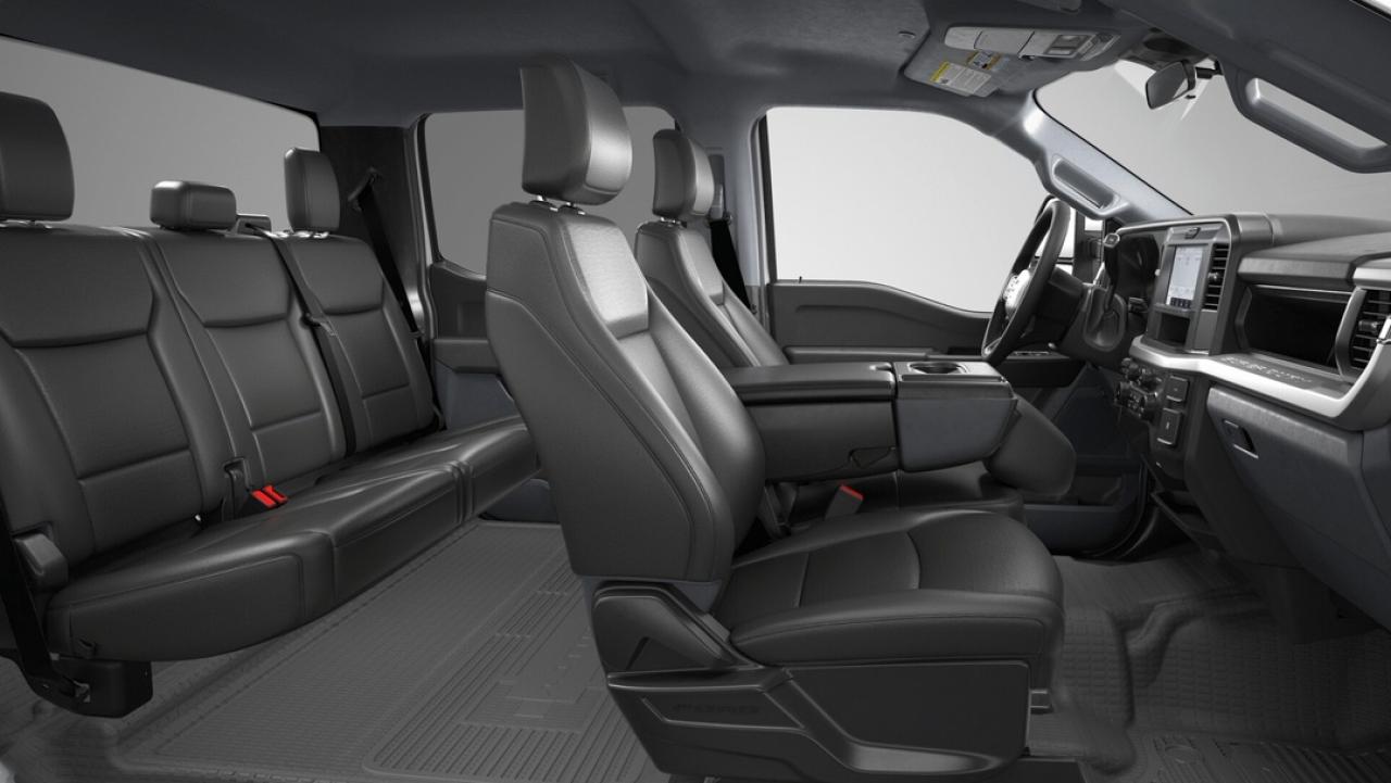 2026 Ford Super Duty F-350 XL Photo