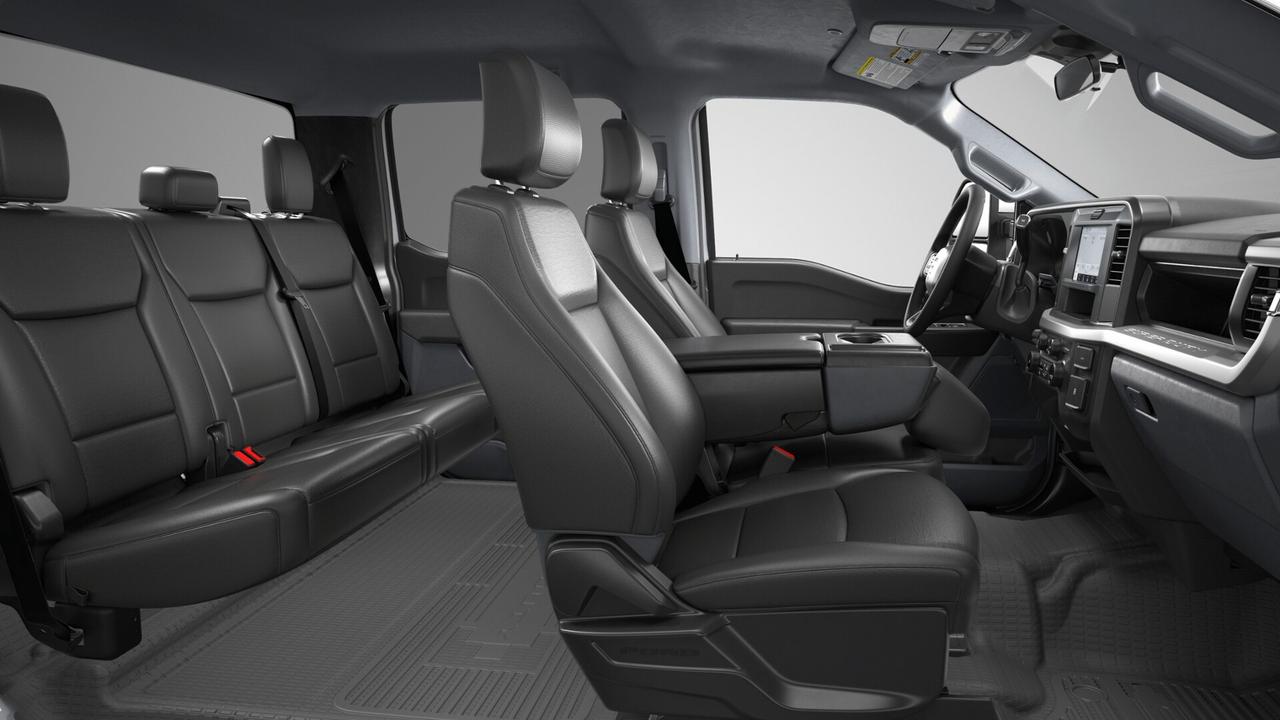 2026 Ford Super Duty F-350 XL Photo