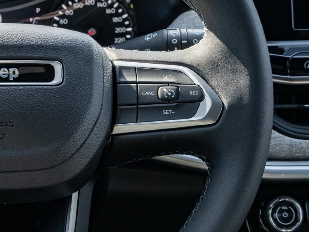 2026 Jeep Compass NORTH Photo