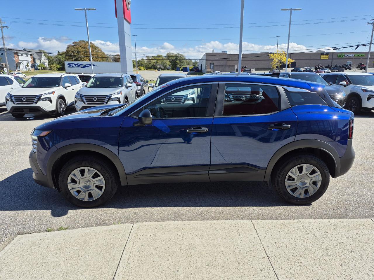 2026 Nissan Kicks S Photo3