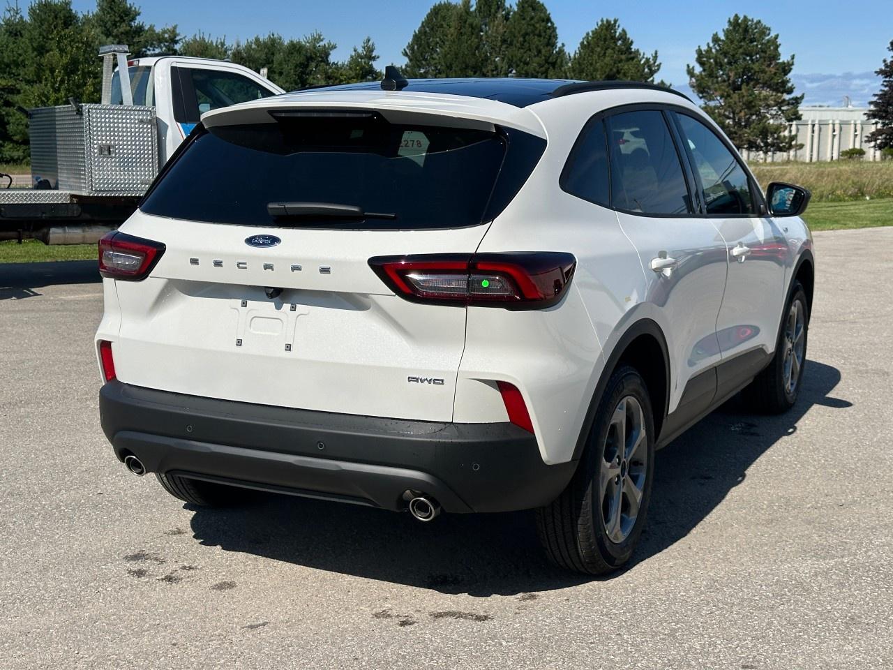 2025 Ford Escape ST-Line AWD Photo