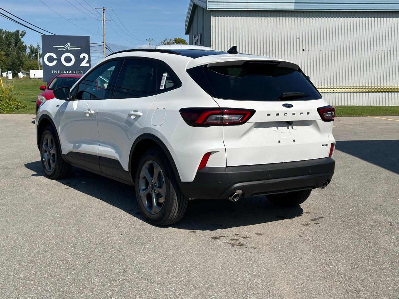 2025 Ford Escape ST-Line AWD Photo