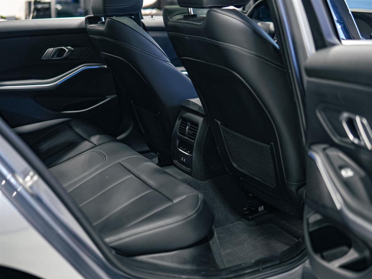 2023 BMW 330xi X DRIVE | NAV | NO ACCIDENTS | 7 BMW SERV REC Photo