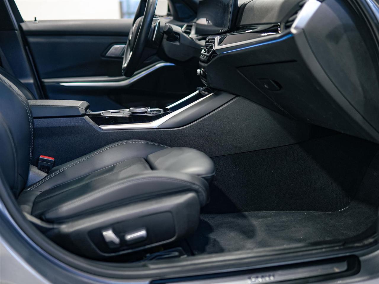 2023 BMW 330xi X DRIVE | NAV | NO ACCIDENTS | 7 BMW SERV REC Photo