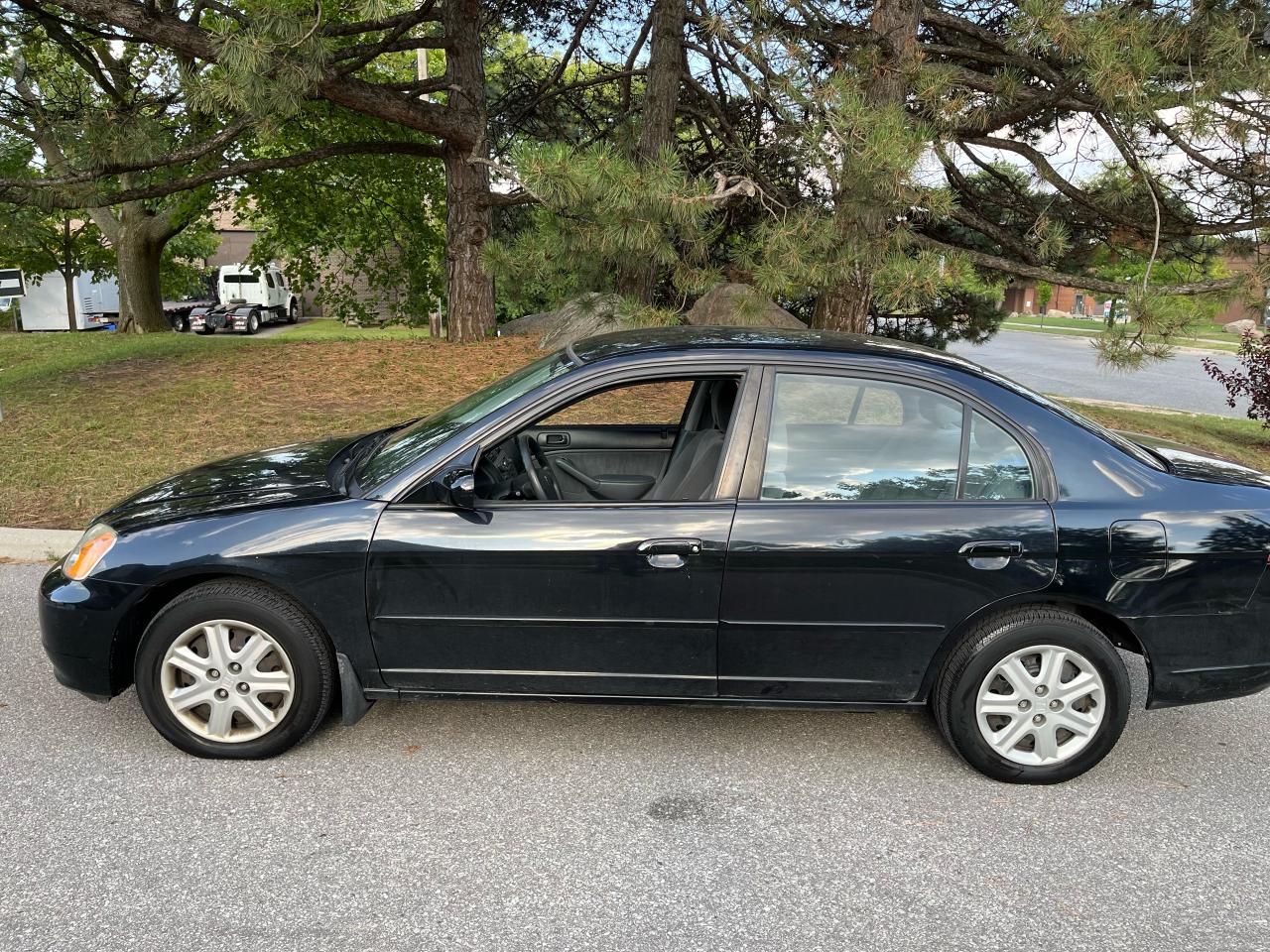 2003 Honda Civic DX - Photo #5