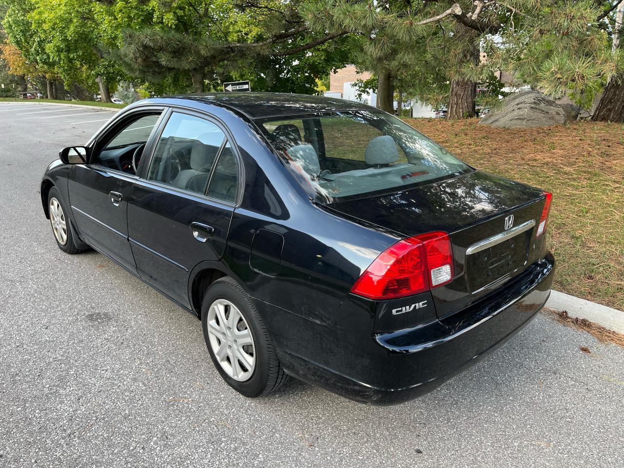 2003 Honda Civic DX - Photo #6