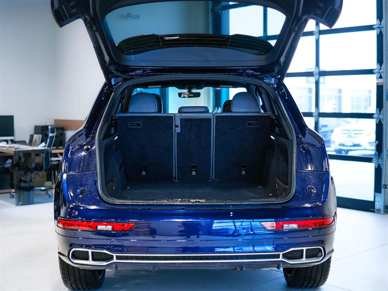 2019 Audi SQ5 PROGRESSIV | 4 NEW TIRES & BRAKES | NO ACCIDENTS Photo