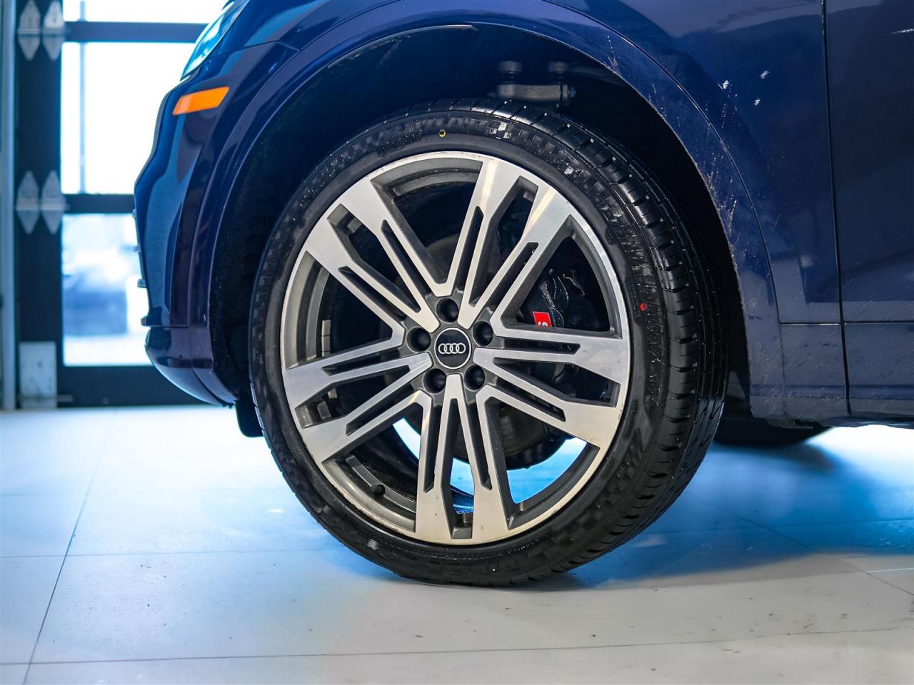2019 Audi SQ5 PROGRESSIV | 4 NEW TIRES & BRAKES | NO ACCIDENTS Photo