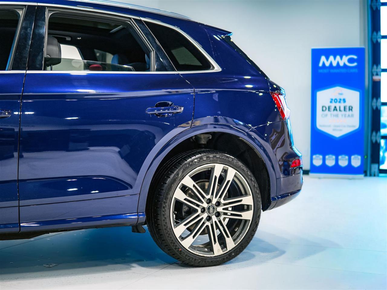 2019 Audi SQ5 PROGRESSIV | 4 NEW TIRES & BRAKES | NO ACCIDENTS Photo