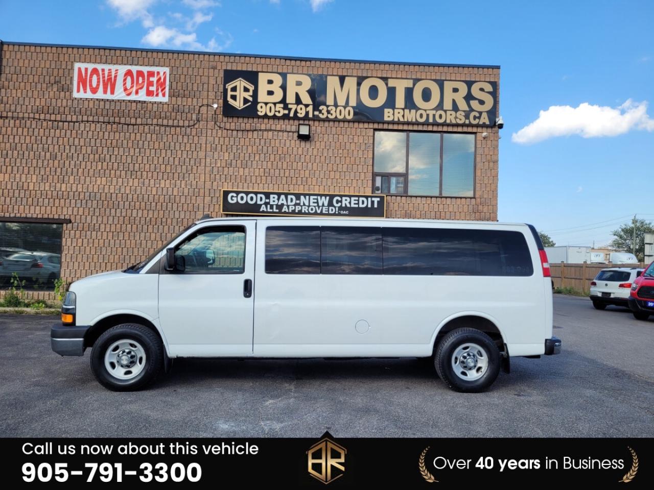 2016 Chevrolet Express LT 3500 Extended | 12 Passenger Photo4