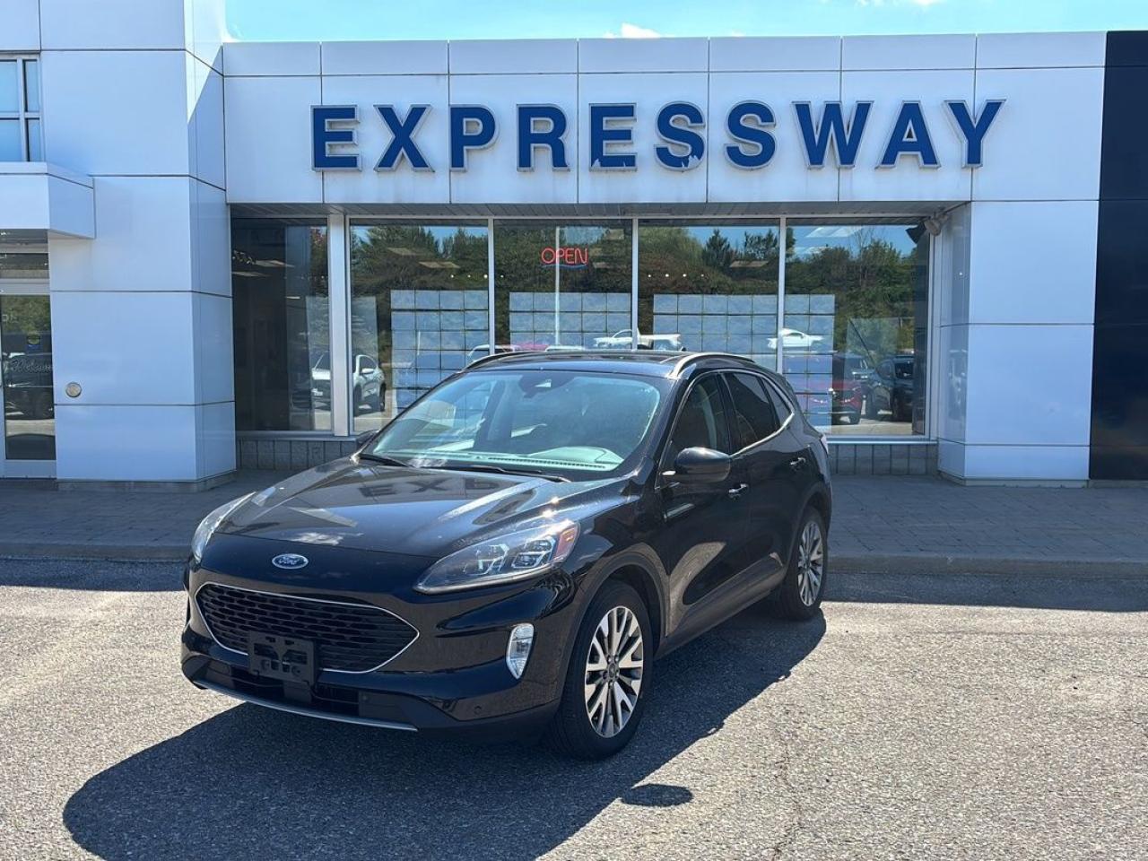 Used 2021 Ford Escape Titanium Hybrid for sale in Stratford, ON