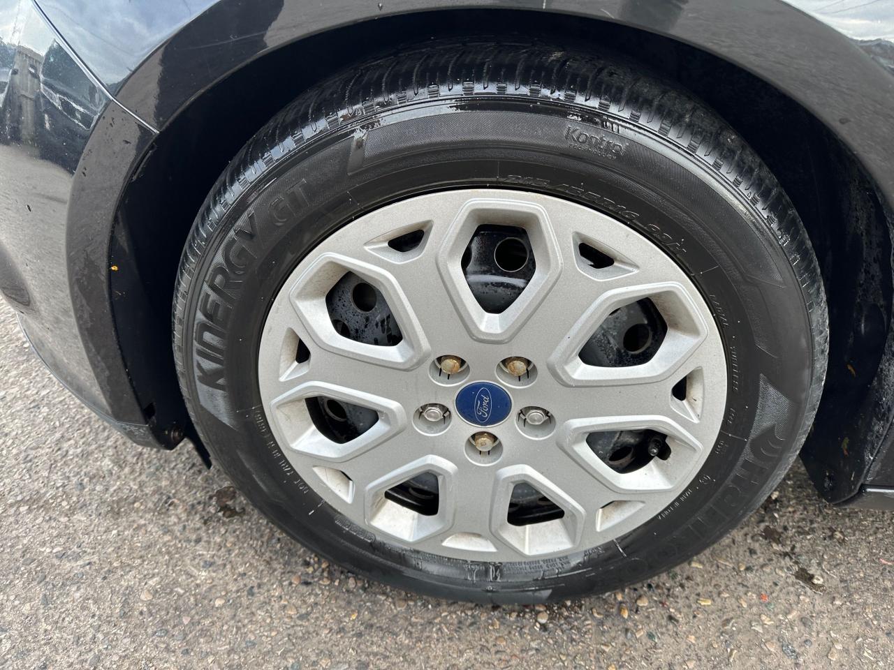 2014 Ford Focus AS IS, SE, POSSIBLE TRANSMISSION ISSUE, RUNS - Photo #10