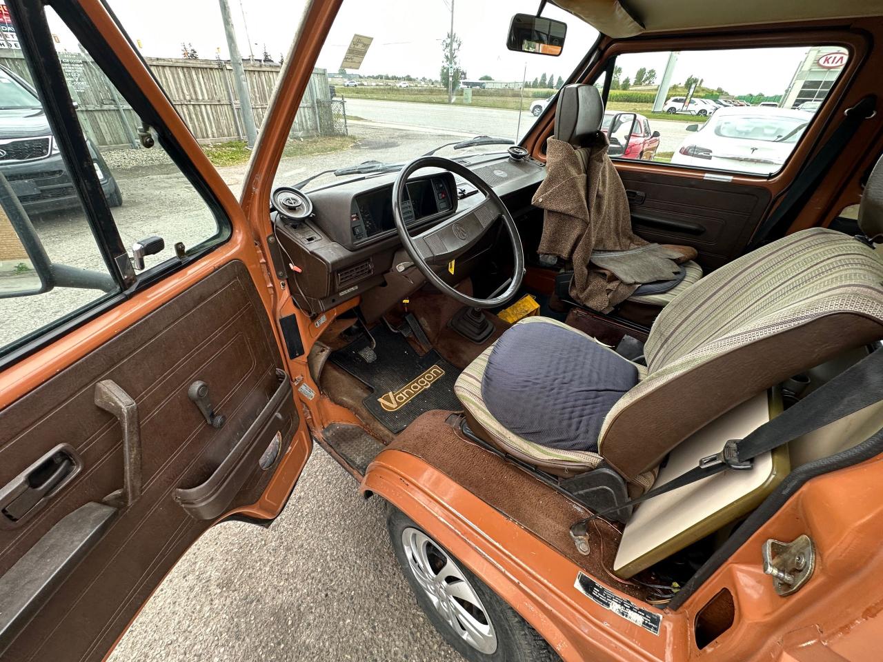 1982 Volkswagen Vanagon CAMPER, WESTFALIA, VANAGON, NEEDS TUNE UP - Photo #13