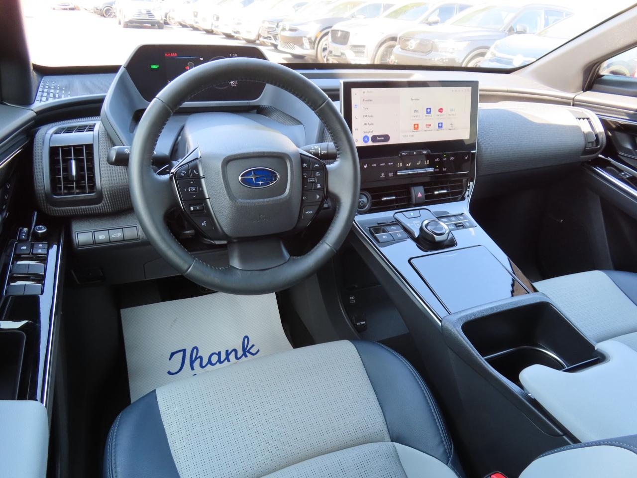 2023 Subaru Solterra W/LUXURY PACKAGE AWD - LEATHER - LOW KMS !! Photo