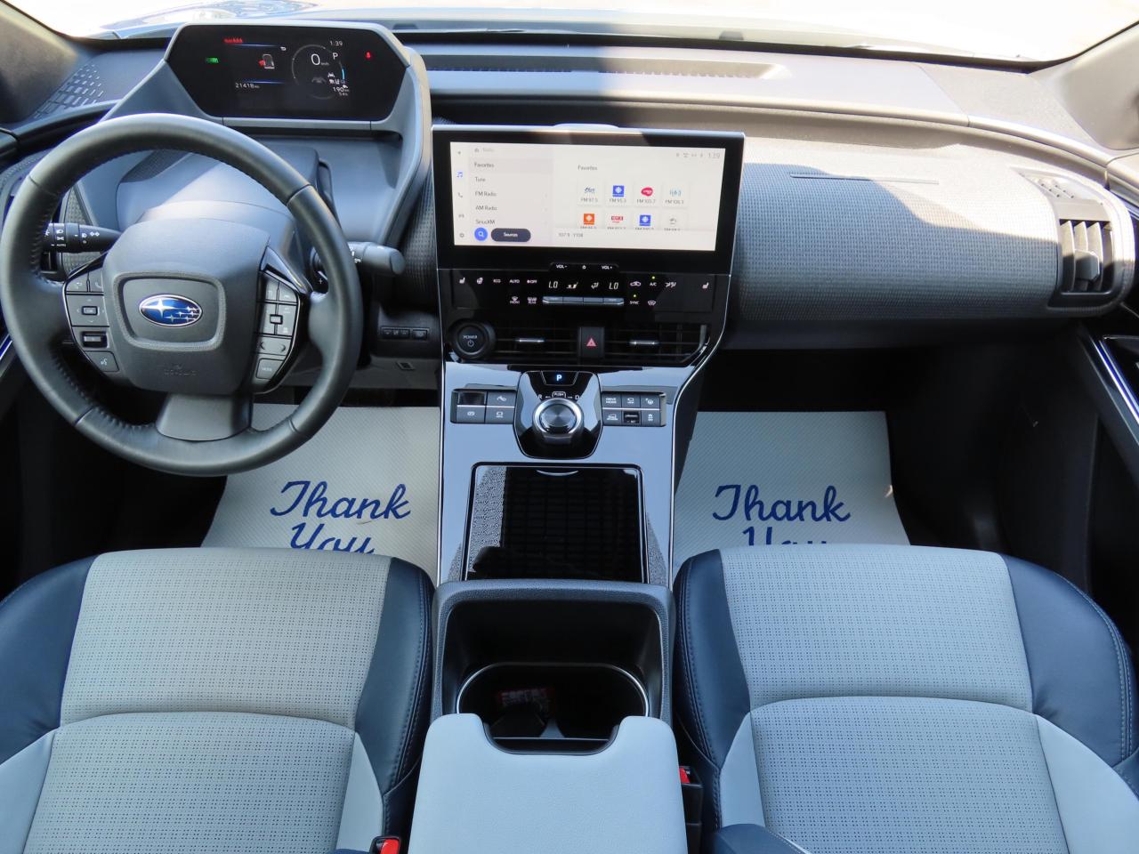 2023 Subaru Solterra W/LUXURY PACKAGE AWD - LEATHER - LOW KMS !! Photo