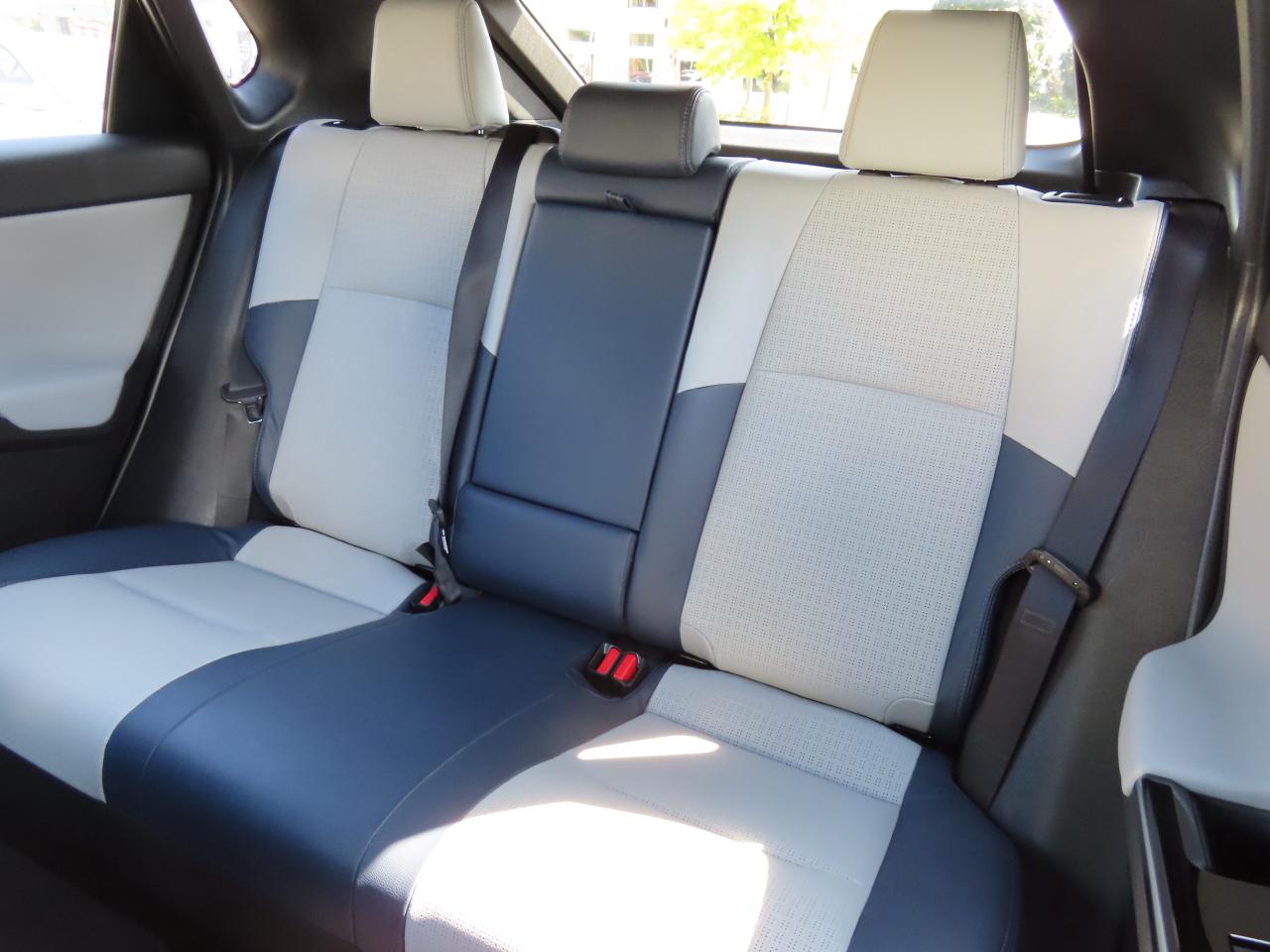 2023 Subaru Solterra W/LUXURY PACKAGE AWD - LEATHER - LOW KMS !! Photo