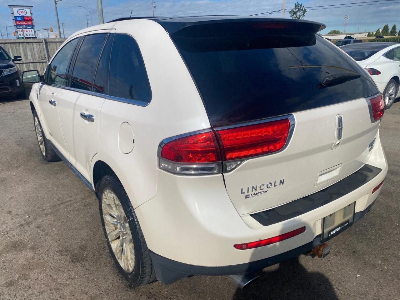 2011 Lincoln MKX AS IS, RUNS AND DRIVES, LEATHER, LOADED - Photo #3
