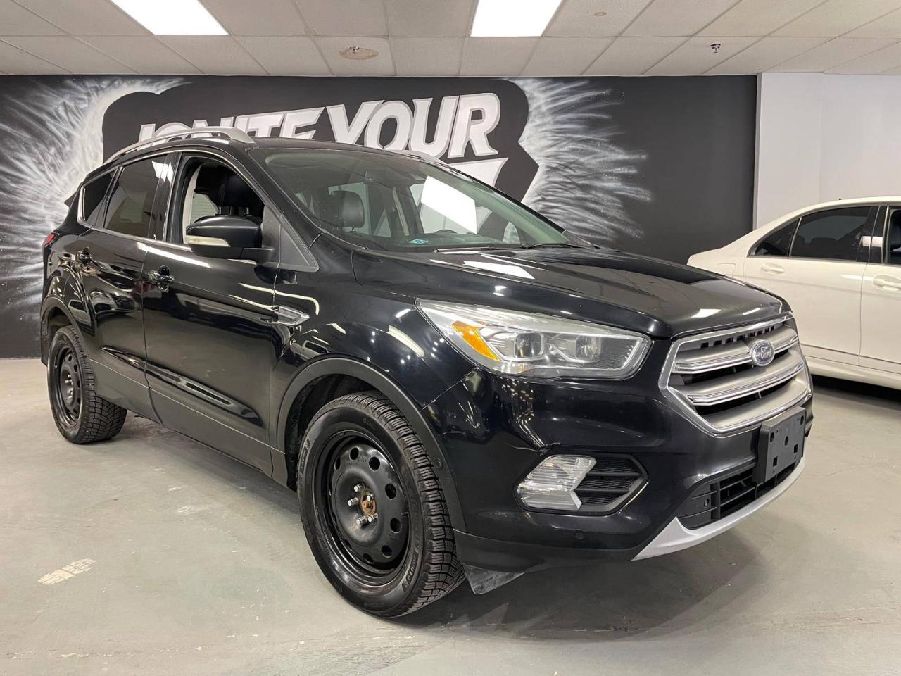 2017 Ford Escape 4WD 4dr Titanium, AS IS Photo2