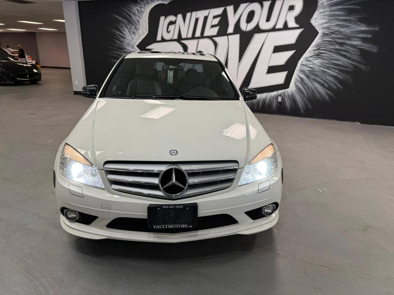 2010 Mercedes-Benz C-Class 4dr Sdn C 300 RWD Photo1