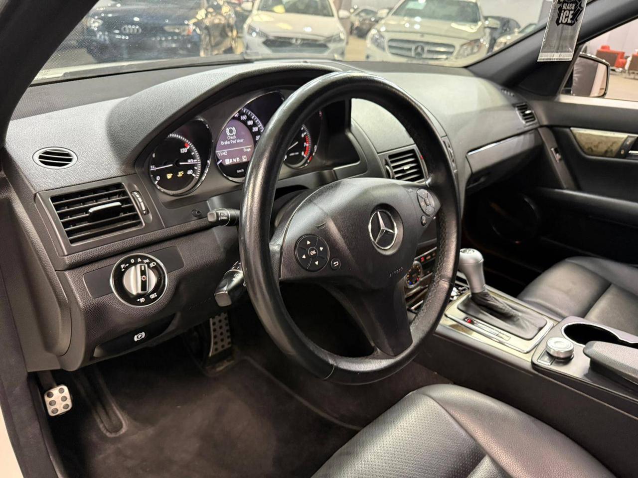 2010 Mercedes-Benz C-Class 4dr Sdn C 300 RWD Photo