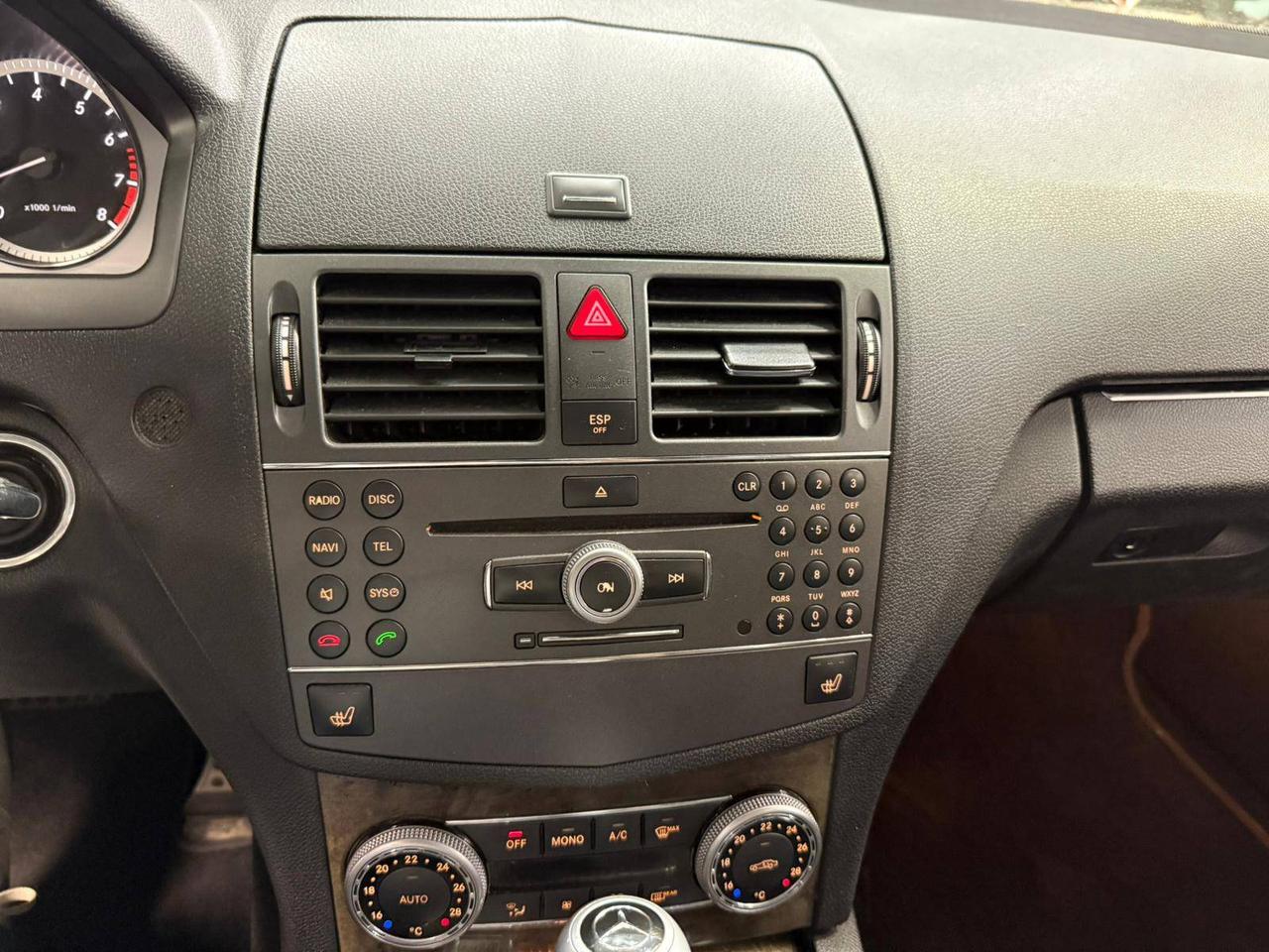 2010 Mercedes-Benz C-Class 4dr Sdn C 300 RWD Photo