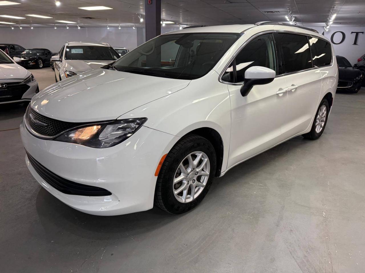 Used 2017 Chrysler Pacifica 4dr Wgn LX, $ 186 biweekly payment for sale in Brampton, ON